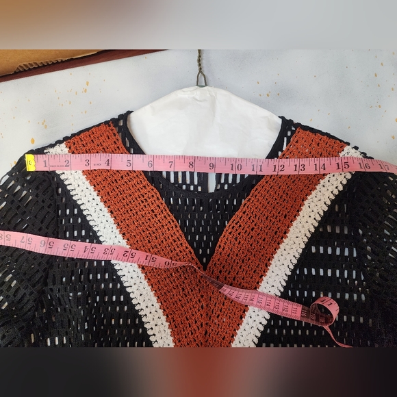 Sandro Paris Chevron Crochet Crop Top - sz. Est. - 2/4 (measurements included) - Picture 5 of 8